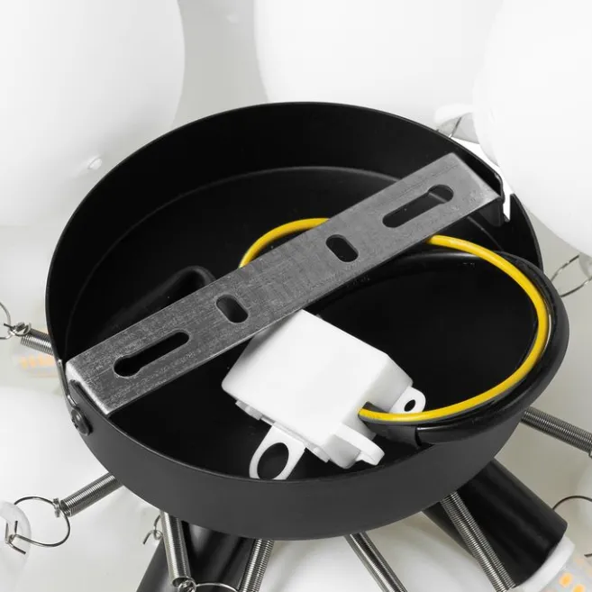 QAZQA Art-Deco-Deckenleuchte schwarz mit Opalglas 3-flammig – Uvas