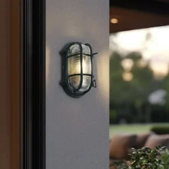 QAZQA Außenwand- und Deckenleuchte Dunkelgrün Oval IP44 - Noutica