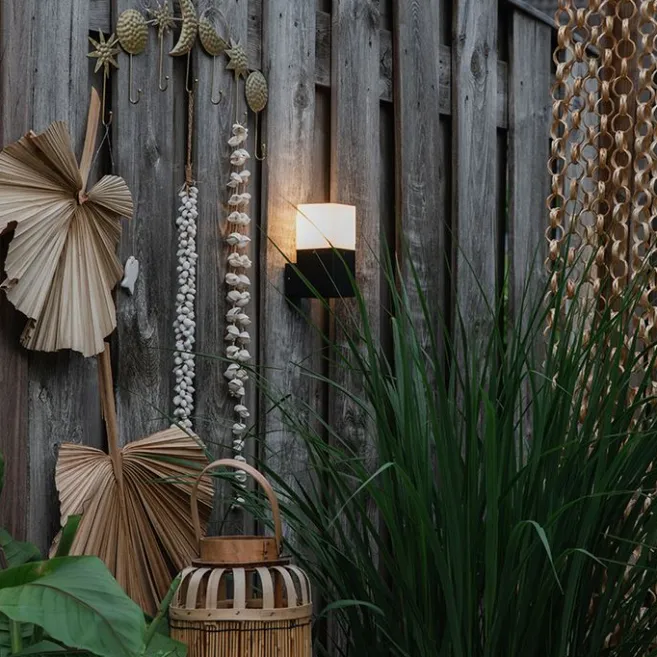 QAZQA Außenwandleuchte schwarz mit opalweißem Schirm IP44 - Dänemark