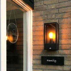 QAZQA Außenwandleuchte schwarz mit Bewegungsmelder IP44 - Rotterdam 1