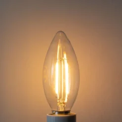 LUEDD E14 Dimmbare LED-Glühbirne B35 Klar 3W 250 lm 2200K