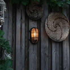 QAZQA Industrielle Wand- und Deckenleuchte schwarz oval IP44 - Noutica