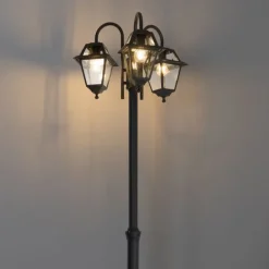 QAZQA Klassische Außenlaterne schwarz 235 cm 3-Licht IP44 - Berta