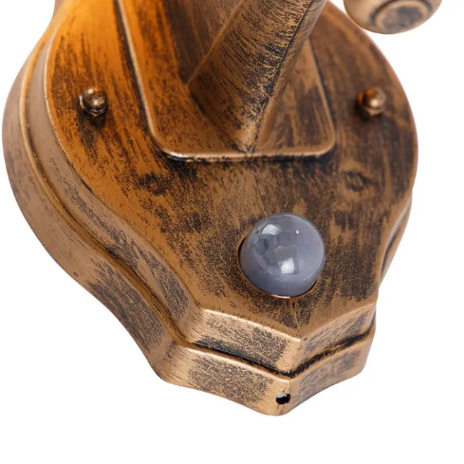 QAZQA Klassische Außenwandleuchte antikgold mit Bewegungssensor - New Haven