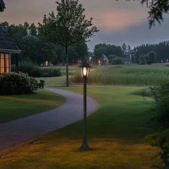 QAZQA Klassische Wegeleuchte schwarz 122cm IP44 - New Haven Gehämmert