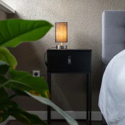 QAZQA Moderne Tischleuchte schwarz mit Stahl - Milo 2