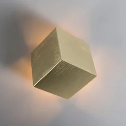 QAZQA Moderne Wandleuchte Gold mit Lichteffekt - Cube