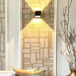 QAZQA Moderne Wandleuchte schwarz mit Lichteffekt - Transfer