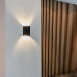 QAZQA Moderne Wandleuchte Schwarz 2-flammig - Otan S