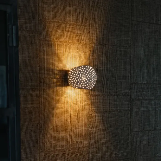 QAZQA Moderne Wandleuchte Weiß Gips Kugel mit Lichteffekt - Blur