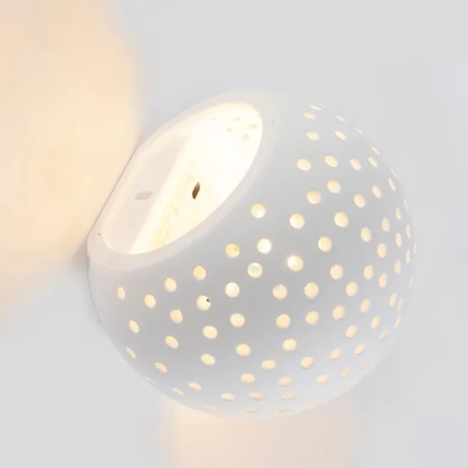 QAZQA Moderne Wandleuchte Weiß Gips Kugel mit Lichteffekt - Blur