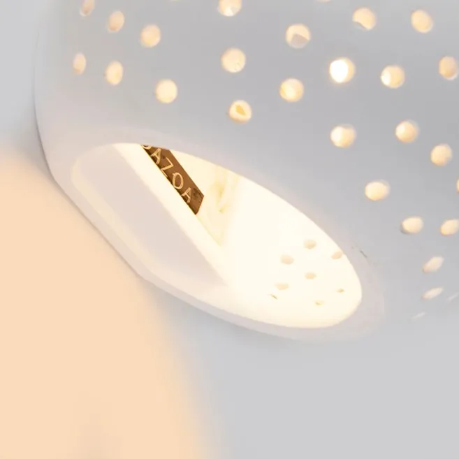 QAZQA Moderne Wandleuchte Weiß Gips Kugel mit Lichteffekt - Blur