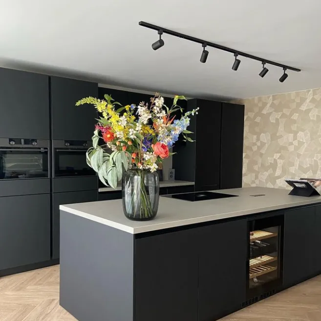 Kinder QAZQA Modernes Schienensystem mit 5 Strahlern Schwarz 1-phasig - Iconic Jeana