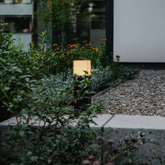 QAZQA Stehende Außenlampe schwarz mit opalweißem Schirm 30 cm - Dänemark