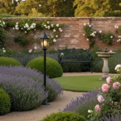 QAZQA Stehende Außenlaterne schwarz 120 cm IP44 - New Orleans