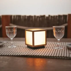 Newgarden Tischleuchte aus Bambus mit Flammeneffekt inkl. LED IP44 Solar Wiederaufladbar - Vega