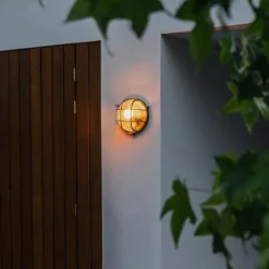 QAZQA Wand- und Deckenleuchte Gold / Messing rund IP44 - Noutica